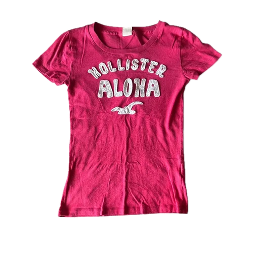 Vintage Hollister Y2K tee at Inti Vintage Temecula